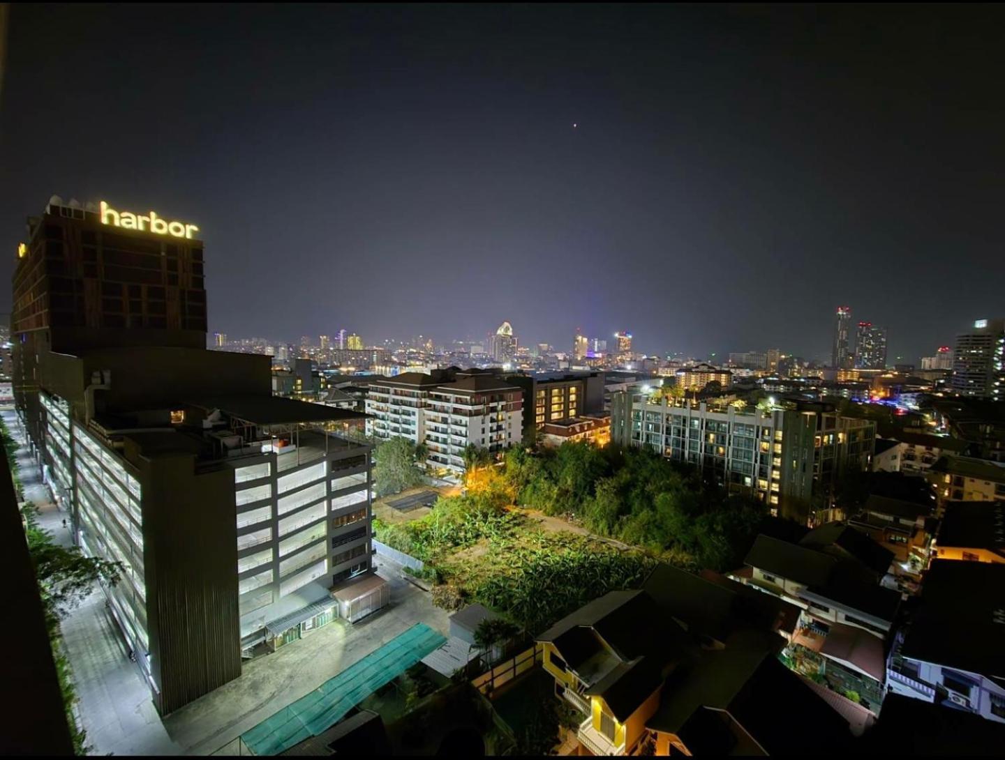 First Pacific Cirrus Hotel Pattaya Exterior photo