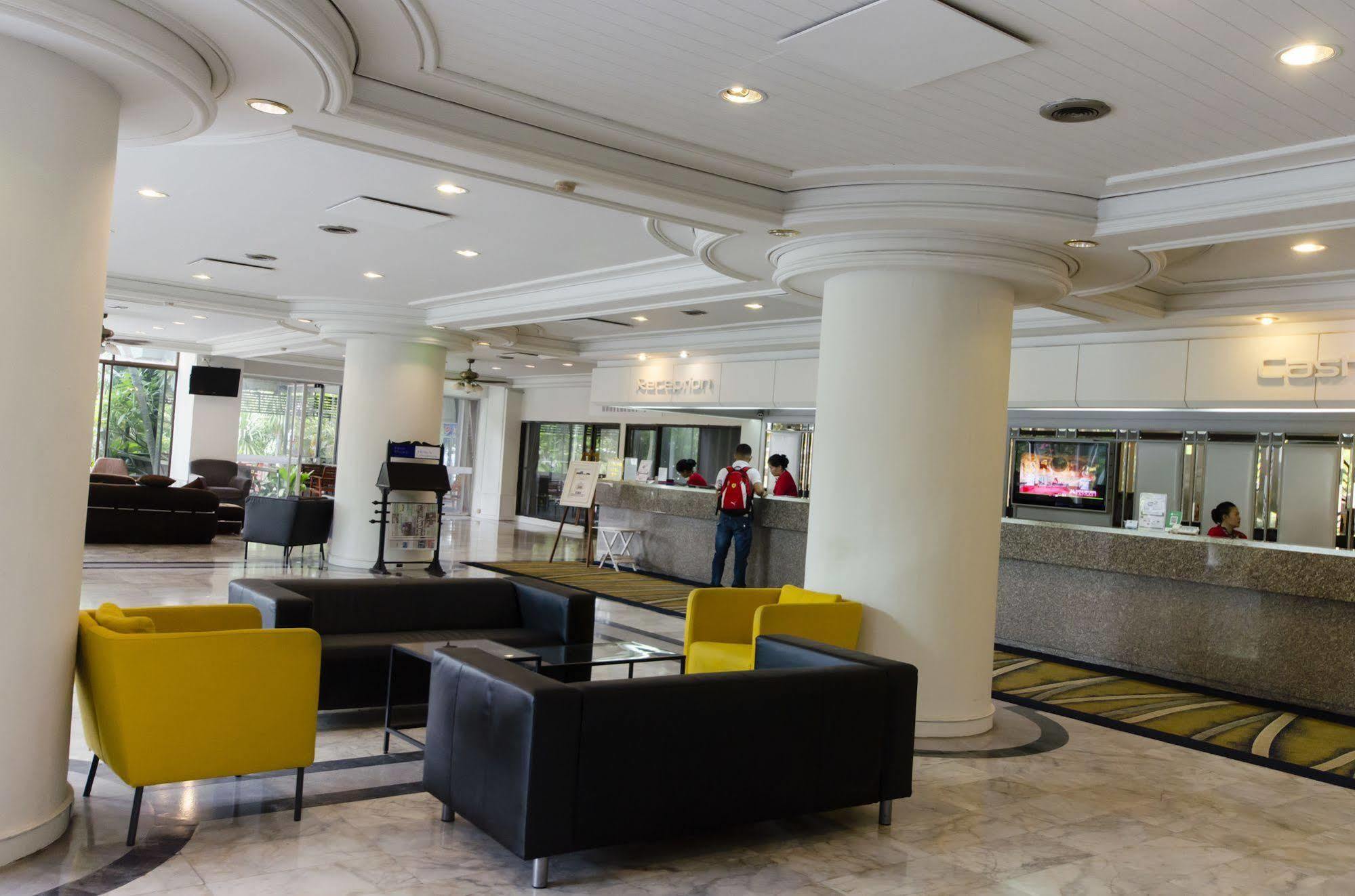 First Pacific Cirrus Hotel Pattaya Exterior photo